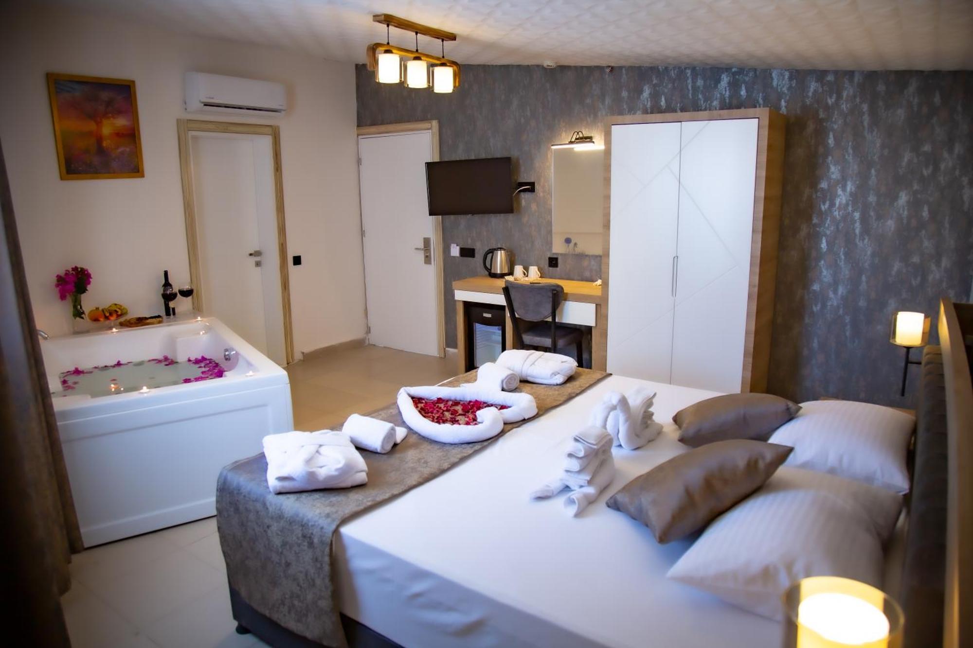 Bloomtalya Hotel Antalya Ngoại thất bức ảnh